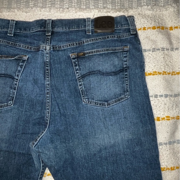 Lee Relaxed Fit Jeans Medium Wash Denim Size 44 X 30 - Picture 4 of 8
